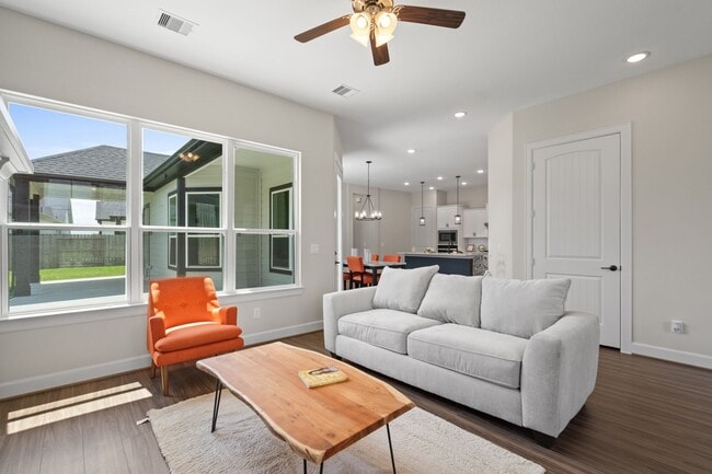 property at 1206 Hidden Oaks Dr