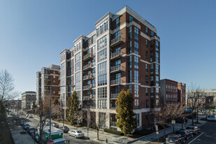 2020 Lofts in Washington, DC - Foto de edificio - Building Photo