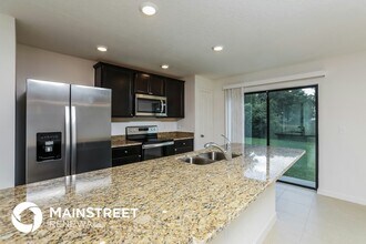 35685 Rose Moss Ave in Leesburg, FL - Building Photo - Building Photo