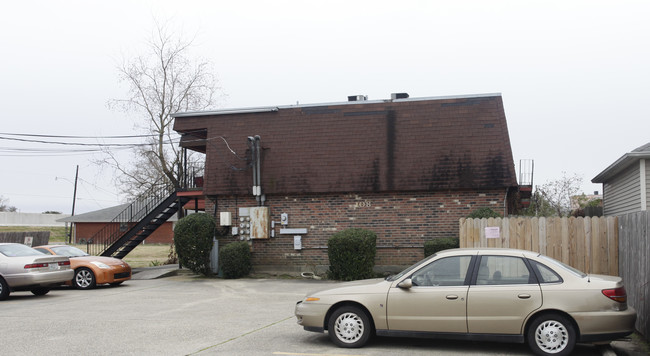 108 Ash St in Metairie, LA - Building Photo - Building Photo