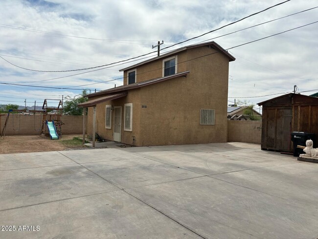 property at 1321 W Papago St
