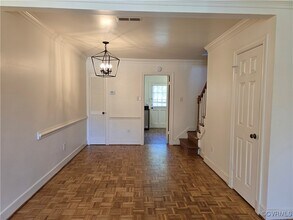 3812 Hermitage Rd, Unit D in Richmond, VA - Foto de edificio - Building Photo