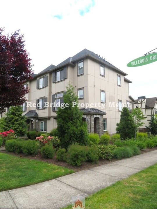 28500 SW Villebois Dr N in Wilsonville, OR - Building Photo