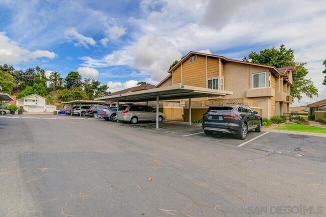 6844 Panamint Row in San Diego, CA - Building Photo - Building Photo