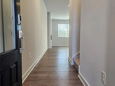 property at 961 The Ln NE