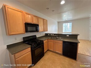 7937 Crimson Point St in Las Vegas, NV - Building Photo - Building Photo