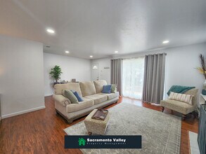 3500 Marjorie Way in Sacramento, CA - Building Photo - Building Photo
