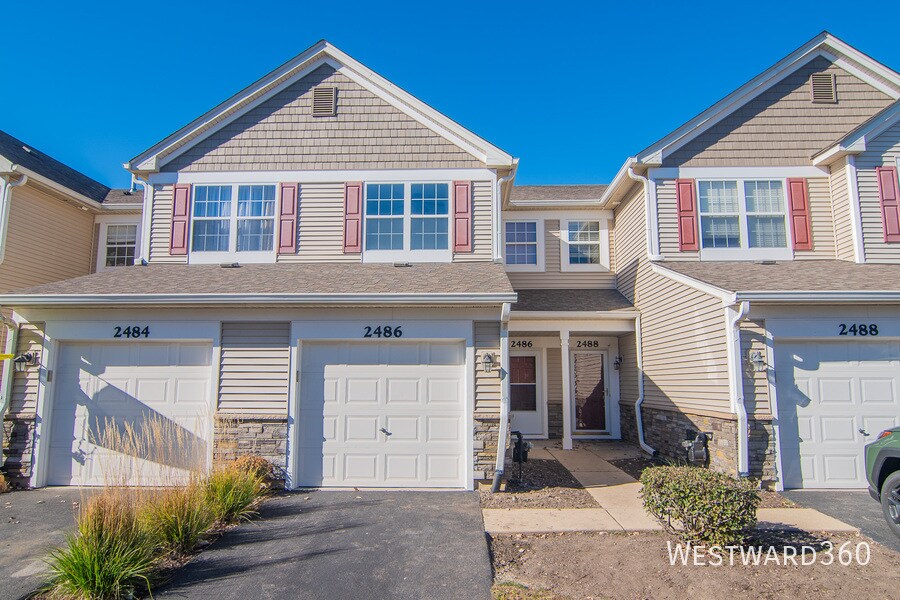 2486 Golf Ridge Cir in Naperville, IL - Building Photo