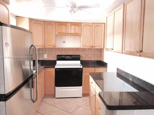 236 Castlewood Dr in North Palm Beach, FL - Building Photo - Building Photo