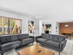 5020 SW 40th Ave in Fort Lauderdale, FL - Building Photo - Building Photo