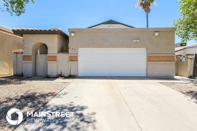 property at 927 E Escuda Dr
