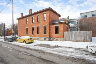 68 E Hubbard Ave in Columbus, OH - Building Photo - Building Photo
