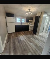 29 Princess Ave in Cranston, RI - Building Photo