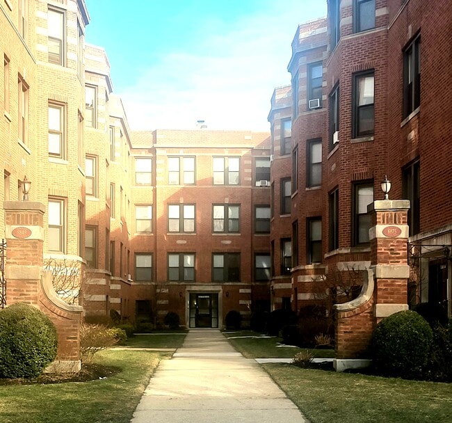 property at 6855 S Crandon Ave