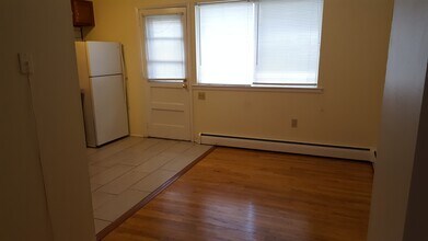1699 Quinnipiac Ave, Unit D in New Haven, CT - Building Photo - Building Photo
