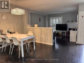 7 Almejo Ave in Richmond Hill, ON - Building Photo - Building Photo