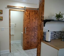 1300 SW 126th Pl in Miami, FL - Building Photo - Building Photo