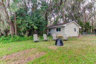 318 Deer Cove Ln in Lutz, FL - Building Photo - Building Photo