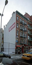 124 Ridge St in New York, NY - Building Photo - Building Photo