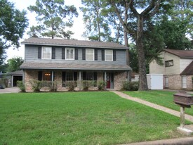 17318 Edsall Dr in Spring, TX - Building Photo