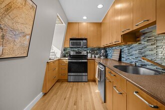 530 Massachusetts Ave in Boston, MA - Building Photo - Building Photo