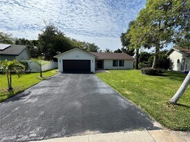 9234 Southampton Pl in Boca Raton, FL - Building Photo