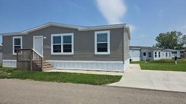 1422 Center Dr in Alden, NY - Building Photo