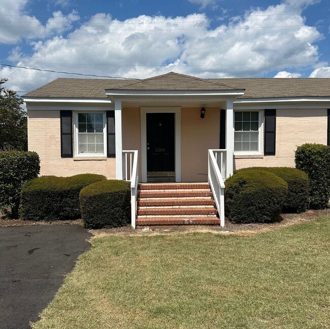 property at 2801 Shandon Pl