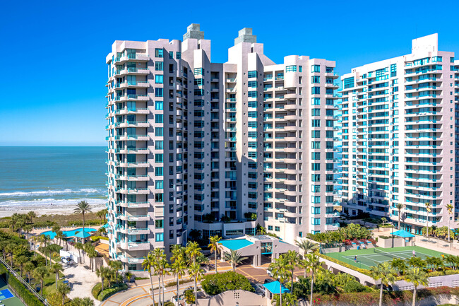 Ultimar Three in Clearwater, FL - Foto de edificio - Building Photo