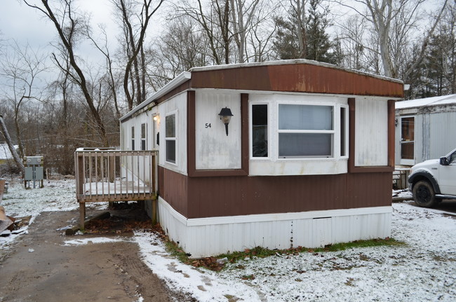 8000 Rolling Hills Rd, Unit 86 in Athens, OH - Building Photo - Building Photo