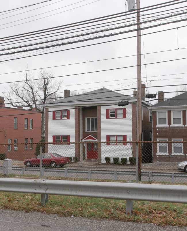 2838 Broadway Ave in Pittsburgh, PA - Building Photo - Building Photo