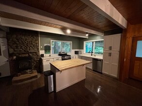 51725 Jasper Ln in Index, WA - Building Photo - Building Photo