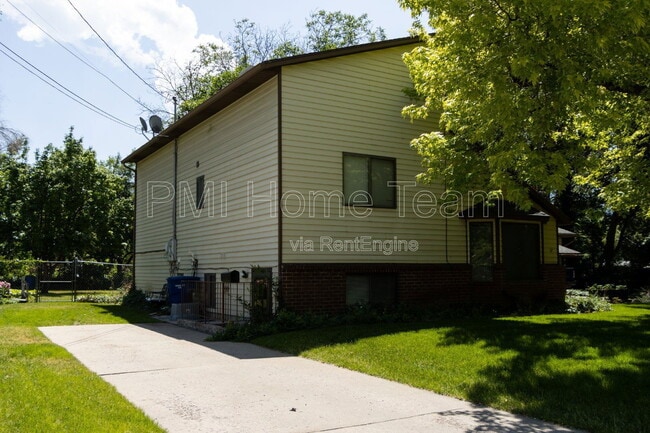 property at 1420 N Liberty Ave