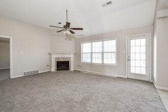 9254 Tamhaven Dr in Cordova, TN - Building Photo - Building Photo