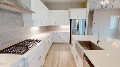 511 Marquesa Cir in Saint Johns, FL - Building Photo - Building Photo