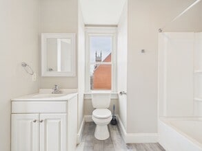 1213 Green St in Harrisburg, PA - Building Photo - Building Photo