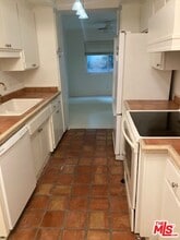 1203 N Sweetzer Ave in West Hollywood, CA - Building Photo - Building Photo