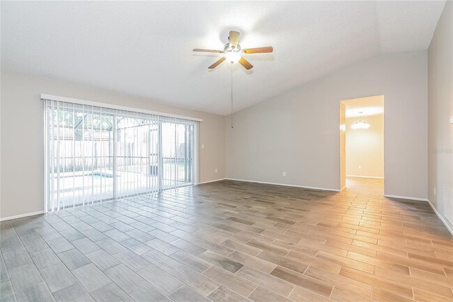 2125 Turmeric Ave in Orlando, FL - Building Photo - Building Photo
