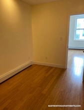 212 Maverick St, Unit 3 in Boston, MA - Building Photo - Building Photo
