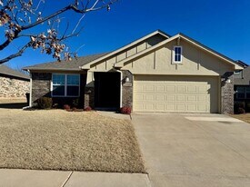12909 NW 4th Terrace in Yukon, OK - Building Photo