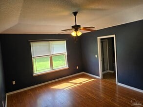 2320 Badger Cir in Cantonment, FL - Building Photo - Building Photo