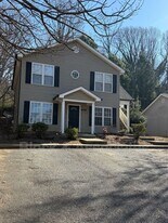 656 Cascade Ave in Asheboro, NC - Building Photo