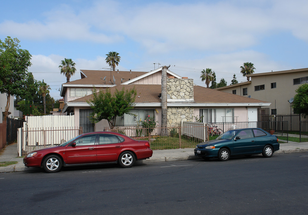 1607 S Hampstead St in Anaheim, CA - Building Photo