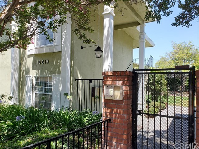 15815 Landmark Dr-Unit -3 in Whittier, CA - Building Photo