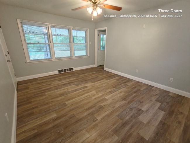 1737 Parker Rd in St. Louis, MO - Building Photo - Building Photo