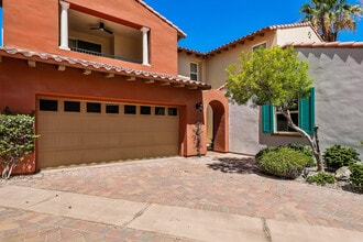 80283 Vía Tesoro in La Quinta, CA - Foto de edificio - Building Photo