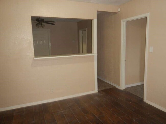 6405 Conley St in Houston, TX - Foto de edificio - Building Photo