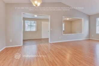 464 N Orlando Cir in Mesa, AZ - Foto de edificio - Building Photo