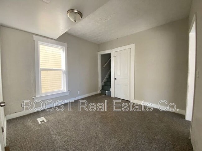 209 N Irwin St in Dayton, OH - Building Photo - Building Photo