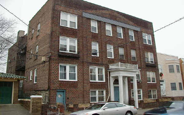 928-930 19th St in Union City, NJ - Building Photo - Building Photo